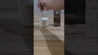 Aerolatte Handheld Milk Frother [upl. by Novy979]